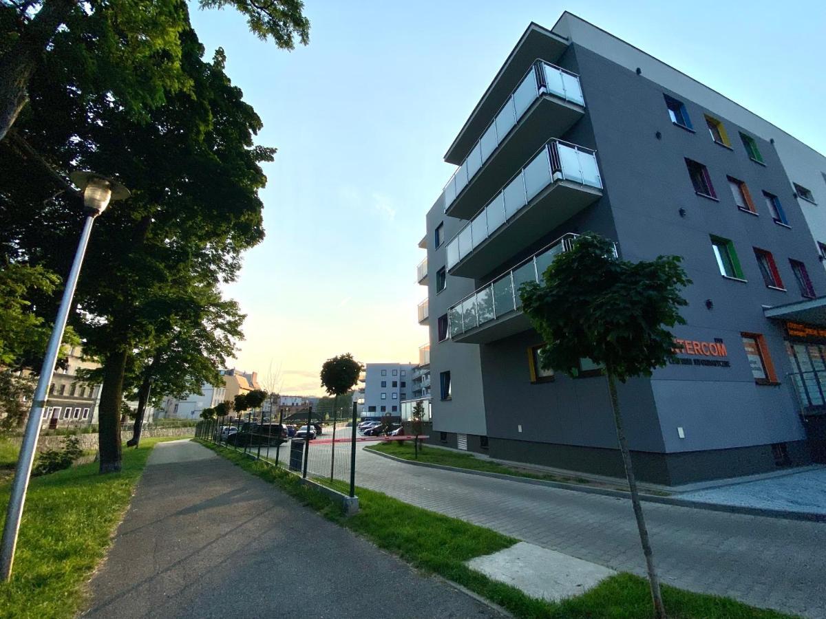 Ferienwohnung Sunrise Apart Jelenia Góra Exterior foto